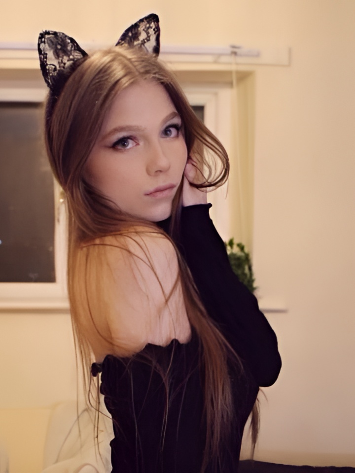 Розалия привлекальеная девушка из Курильск цена от 2000 руб