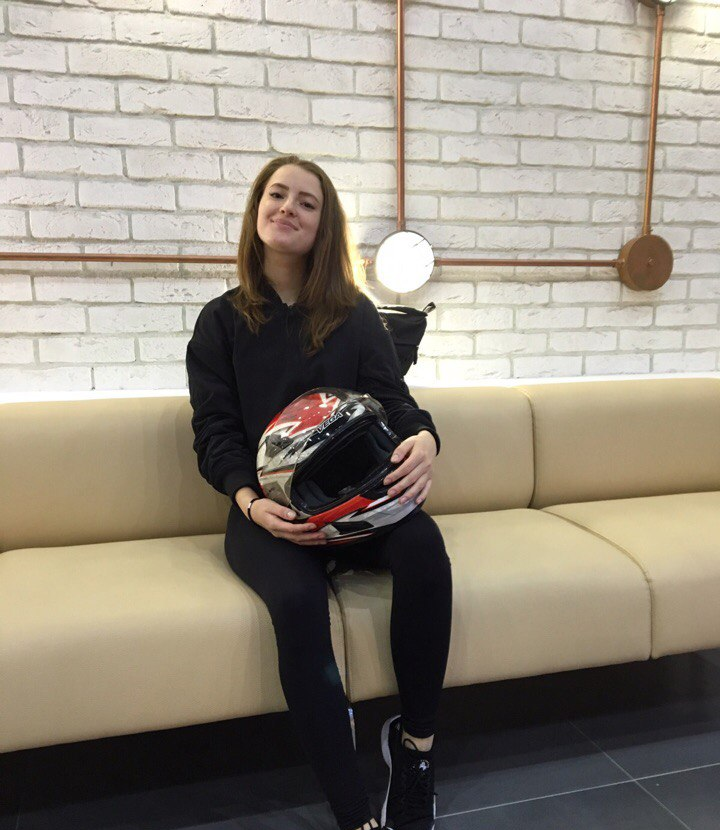 Дашута привлекальеная девушка из Курильск цена от 3500 руб