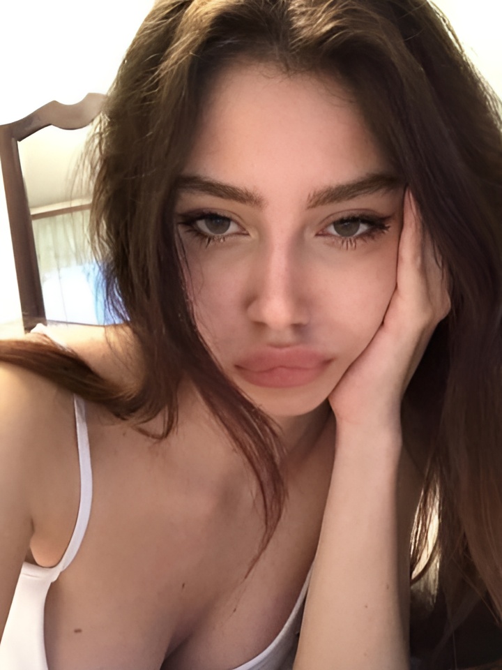 Индивидуалка Стелла, доступна для личного знакомства от 10000 руб