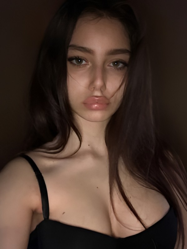 Стелла привлекательная девушка из Курильск цена от 10000 руб