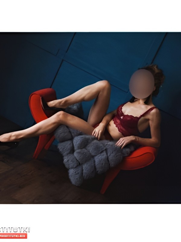 Тамара привлекательная девушка из Курильск цена от 10000 руб