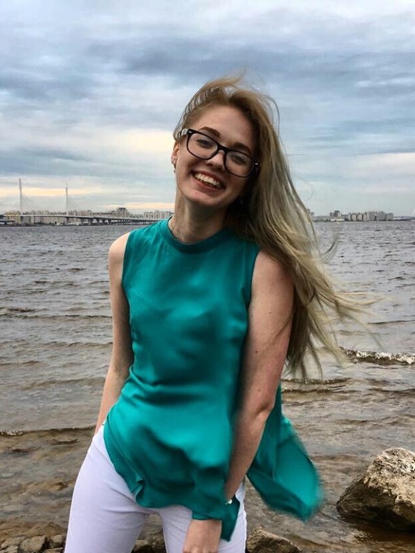 Света привлекательная девушка из Курильск цена от 3500 руб