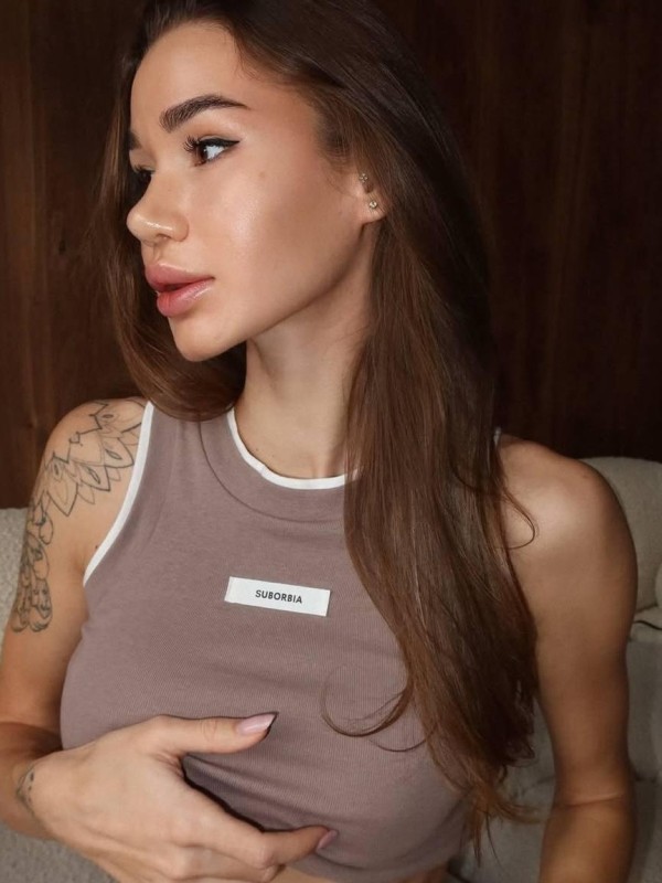 Светка привлекательная девушка из Курильск цена от 7000 руб